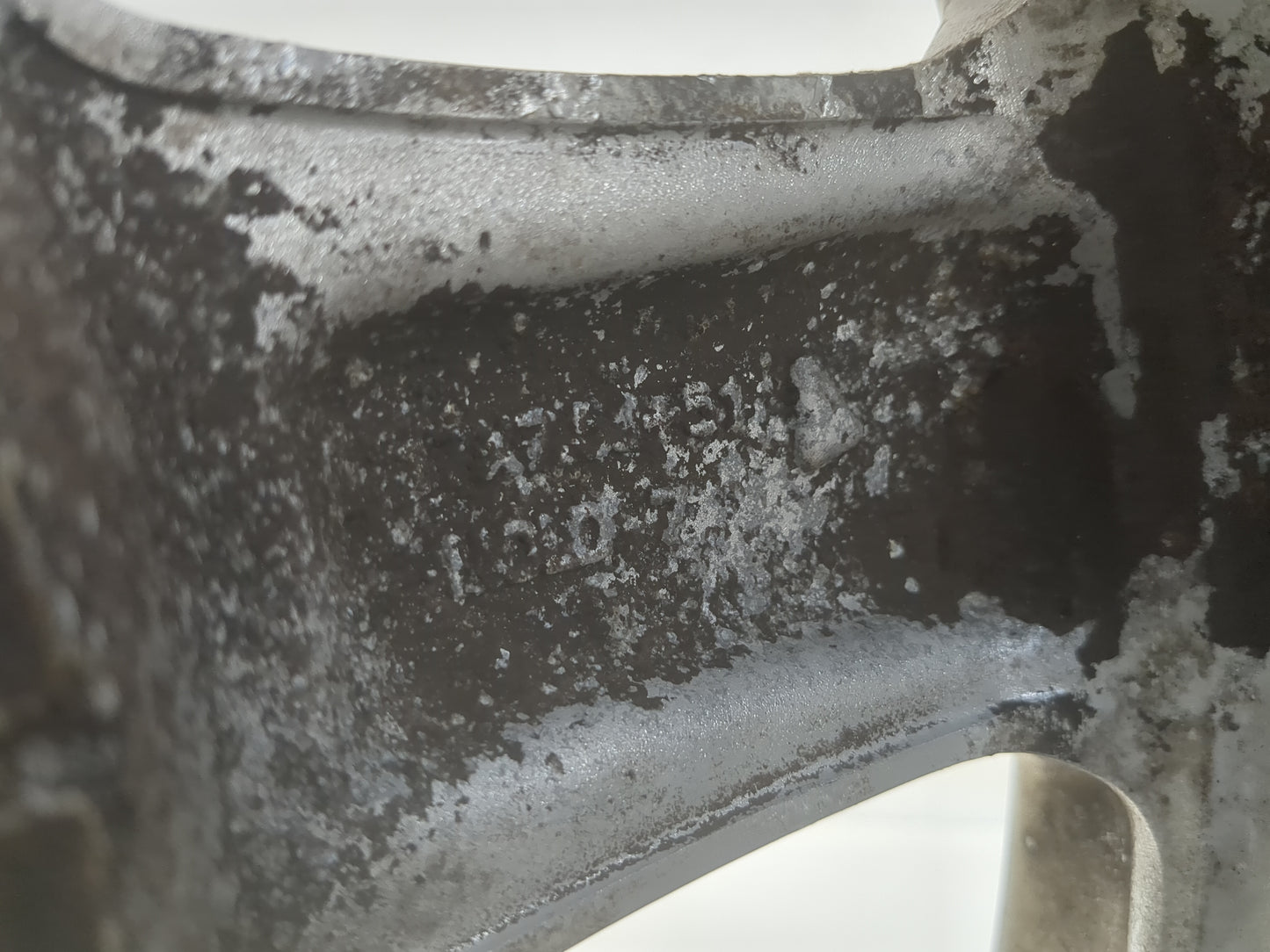 2005-2006 Chrysler Pacifica Oem Wheel Rim - Oemusedautoparts1.com
