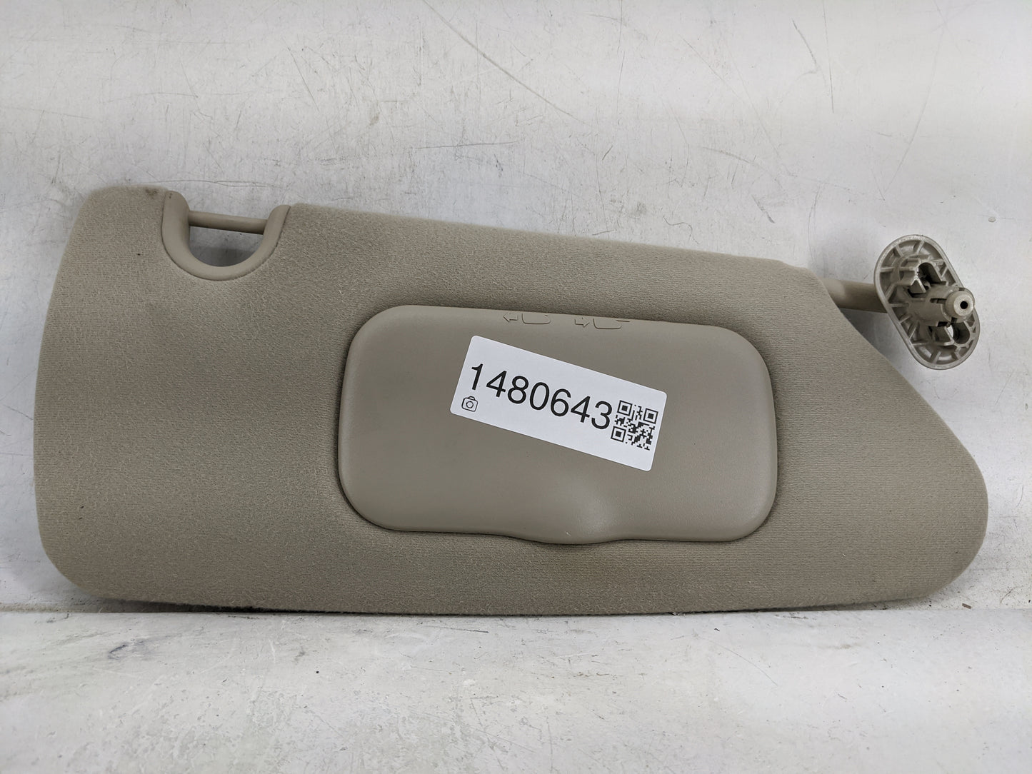 2004-2006 Chrysler Pacifica Sun Visor Shade Replacement Passenger Right Mirror Fits Fits 2004 2005 2006 OEM Used Auto Parts 