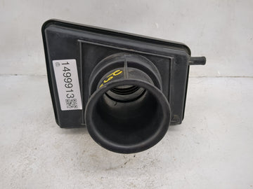 2004-2006 Chrysler Pacifica Air Cleaner Intake-duct Hose Tube 1499913 - Oemusedautoparts1.com