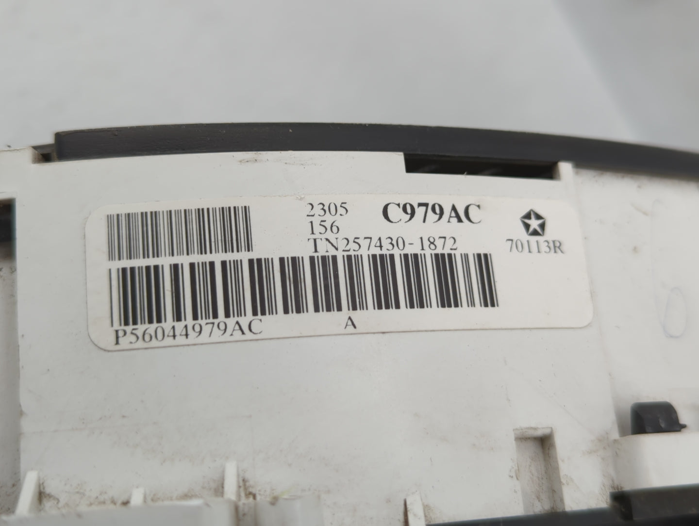 2006 Chrysler Pacifica Instrument Cluster Speedometer Gauges P/N:P56044979AC P56044992AC Fits OEM Used Auto Parts - Oemuseda