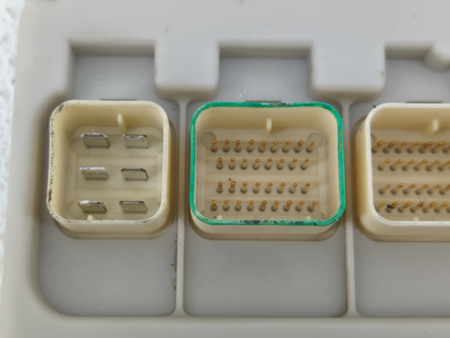 2006 Pacifica Bluetooth Phone Communication Control Module Ccm Oem - Oemusedautoparts1.com