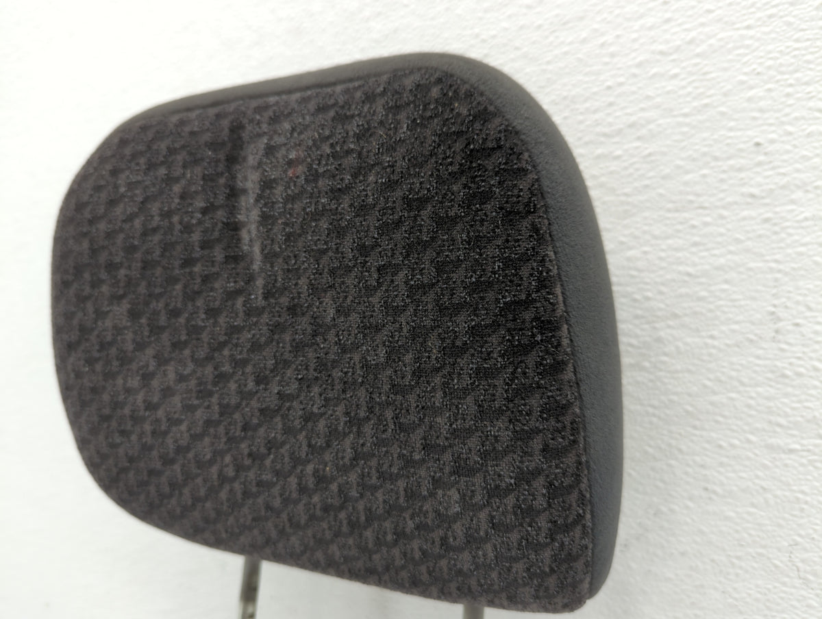 2006 Chrysler Pacifica Headrest Head Rest Rear Center Seat Black 484497 - Oemusedautoparts1.com