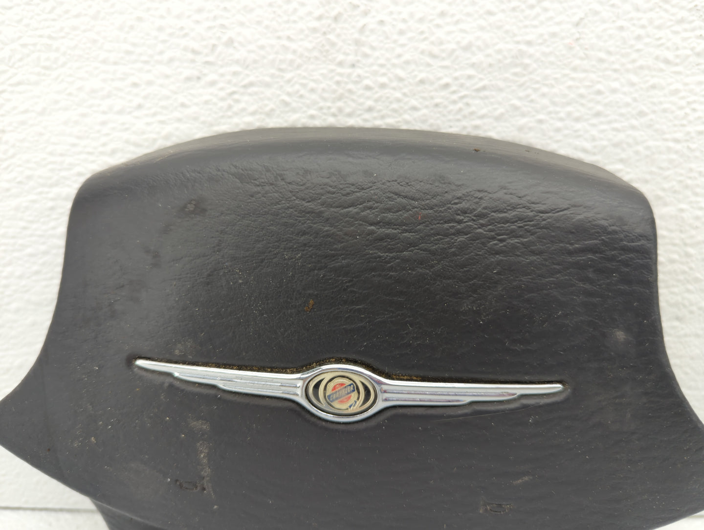 2006 Chrysler Pacifica Air Bag Driver Left Steering Wheel Mounted Fits OEM Used Auto Parts - Oemusedautoparts1.com