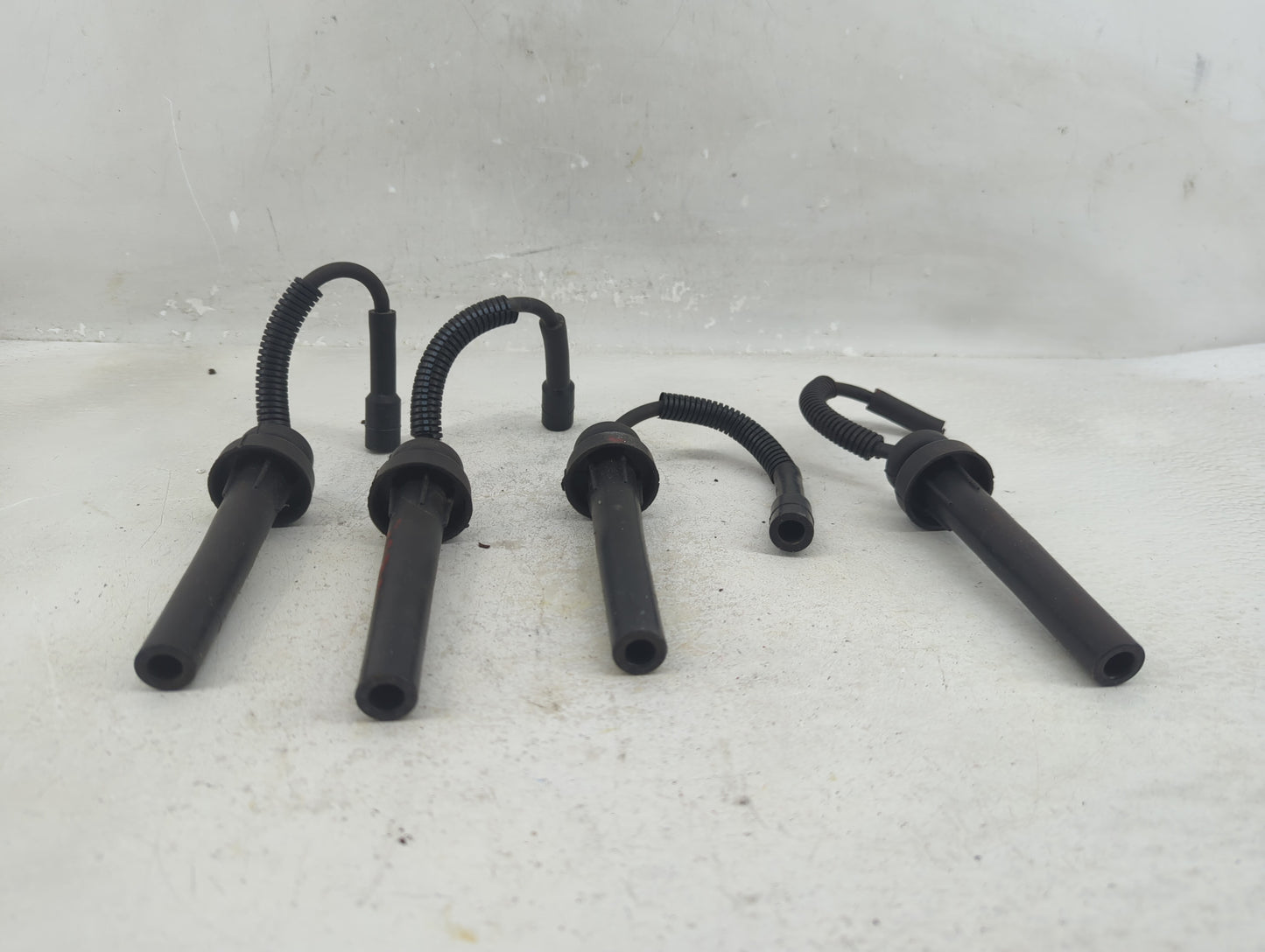2004-2010 Chrysler Pt Cruiser Ignition Coil Igniter Pack - Oemusedautoparts1.com