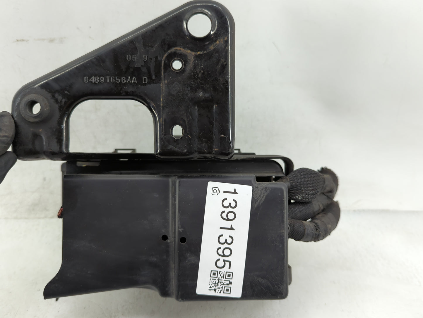Chrysler Pt Cruiser Fusebox Fuse Box Relay Module Tipm P56049719an - Oemusedautoparts1.com