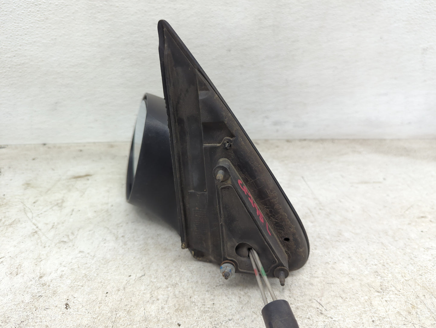 2006 Chrysler Pt Cruiser Driver Side View Mirror - Left Door Mirror OEM Used - Oemusedautoparts1.com