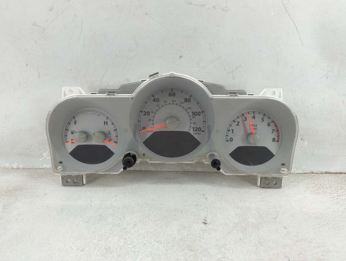 2006-2008 Chrysler Pt Cruiser Instrument Cluster Speedometer Gauges P/N:05107622AH CR-0033-002-M0-C0 Miles: Fits OEM Used Au