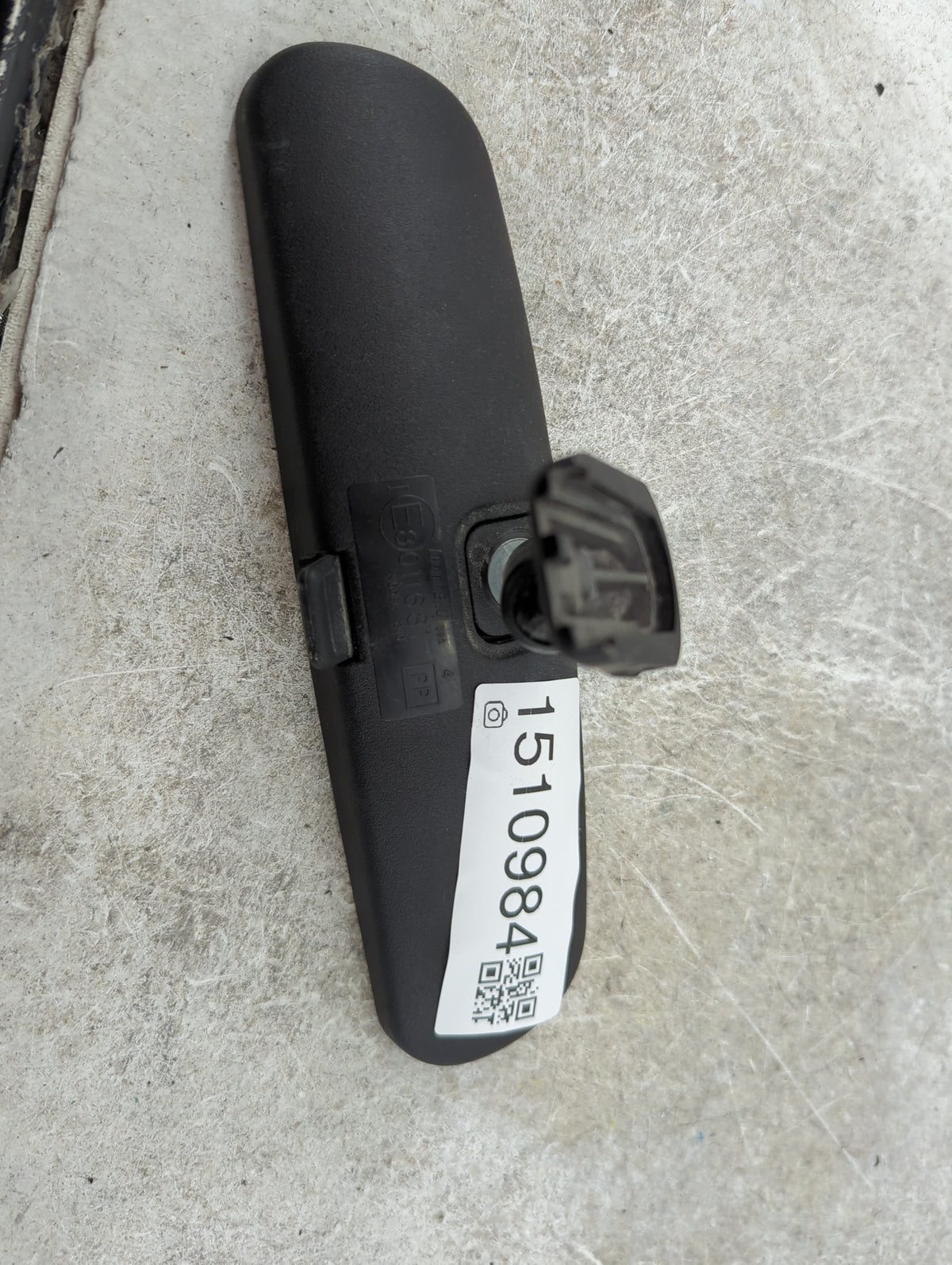 2001-2010 Chrysler Pt Cruiser Interior Rear View Mirror Replacement OEM P/N:E8 011681 Fits OEM Used Auto Parts - Oemusedauto