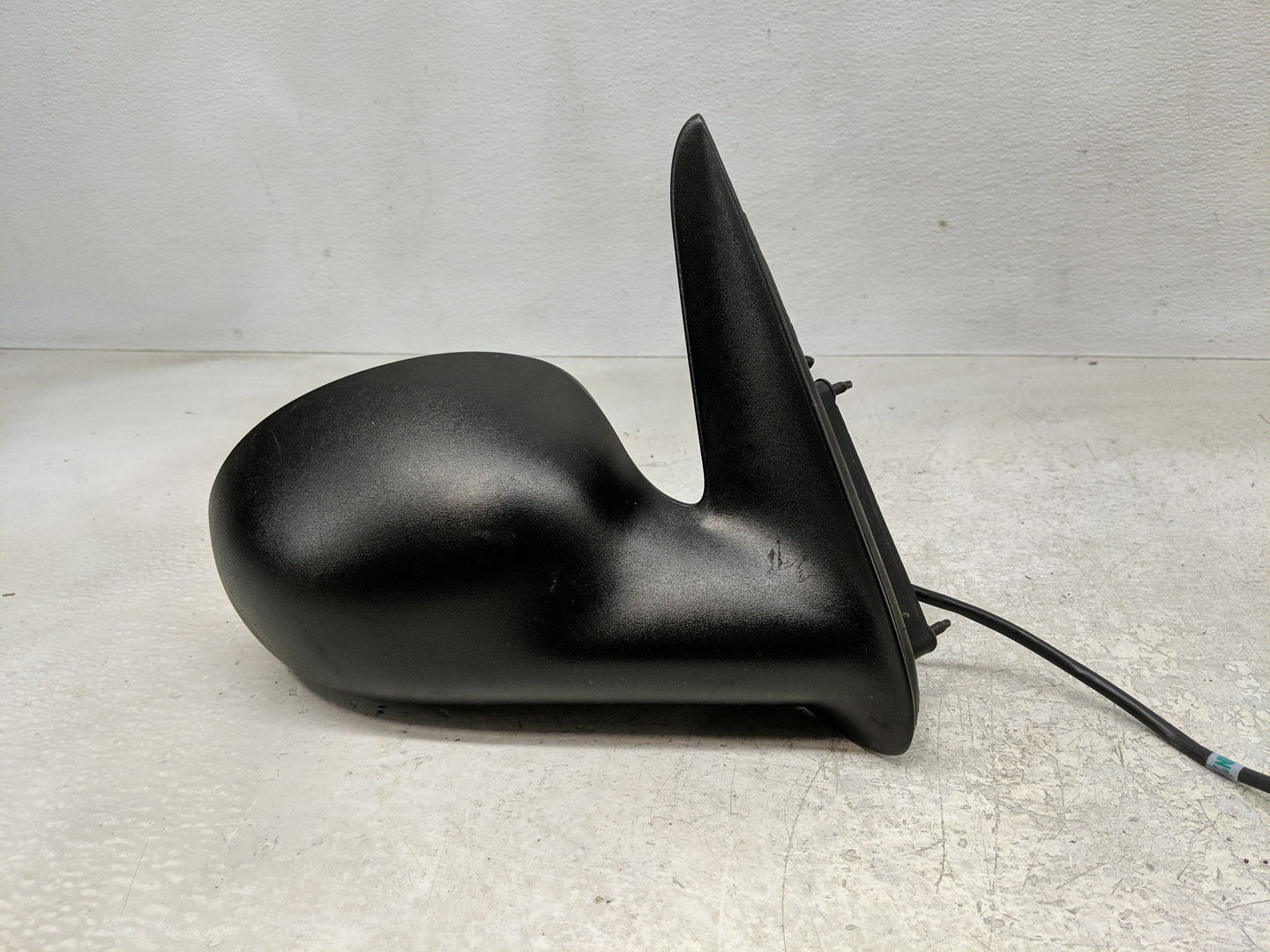 2006 Chrysler Pt Cruiser Passenger Side View Mirror - Right Door Mirror OEM Used - Oemusedautoparts1.com