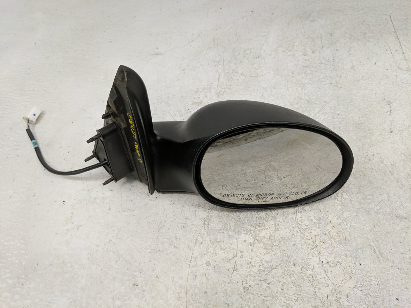2006 Chrysler Pt Cruiser Passenger Side View Mirror - Right Door Mirror OEM Used - Oemusedautoparts1.com