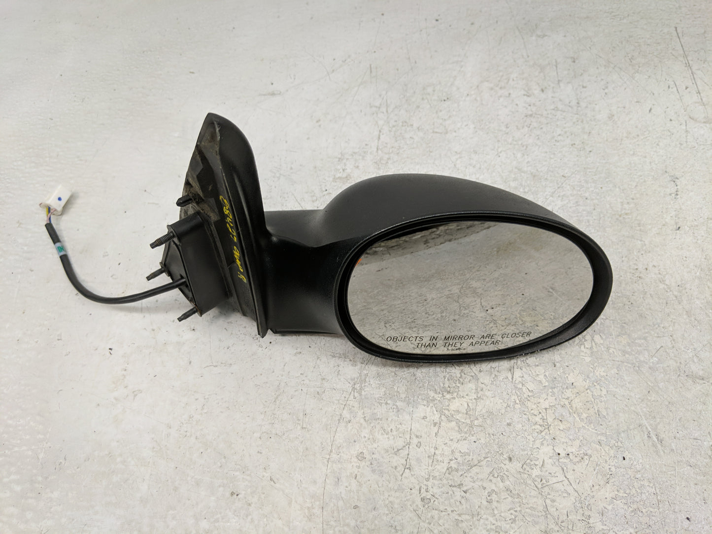 2006 Chrysler Pt Cruiser Passenger Side View Mirror - Right Door Mirror OEM Used - Oemusedautoparts1.com