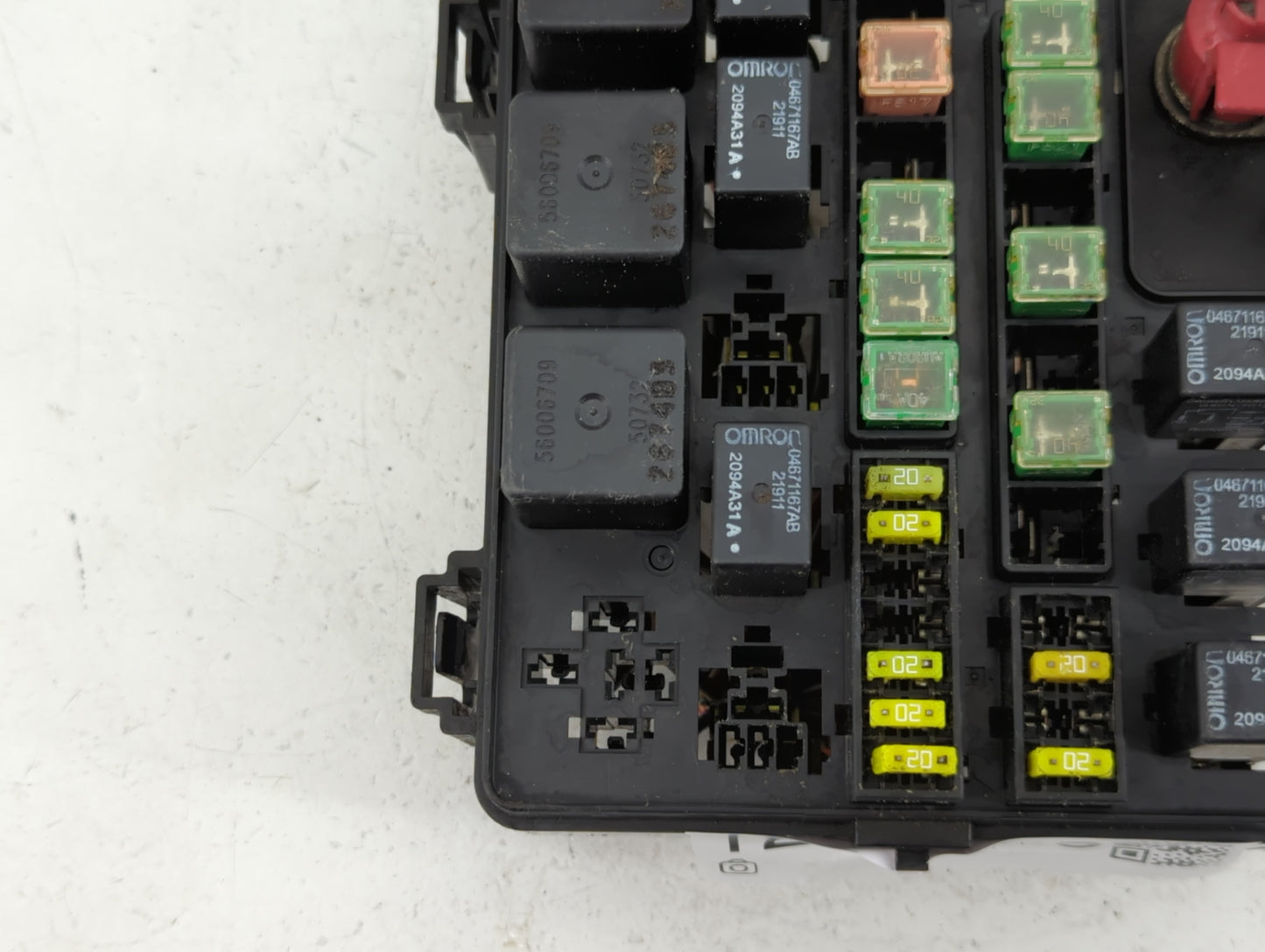 2005-2006 Chrysler Sebring Fusebox Fuse Box Panel Relay Module P/N:04759396AE Fits Fits 2005 2006 OEM Used Auto Parts - Oemu