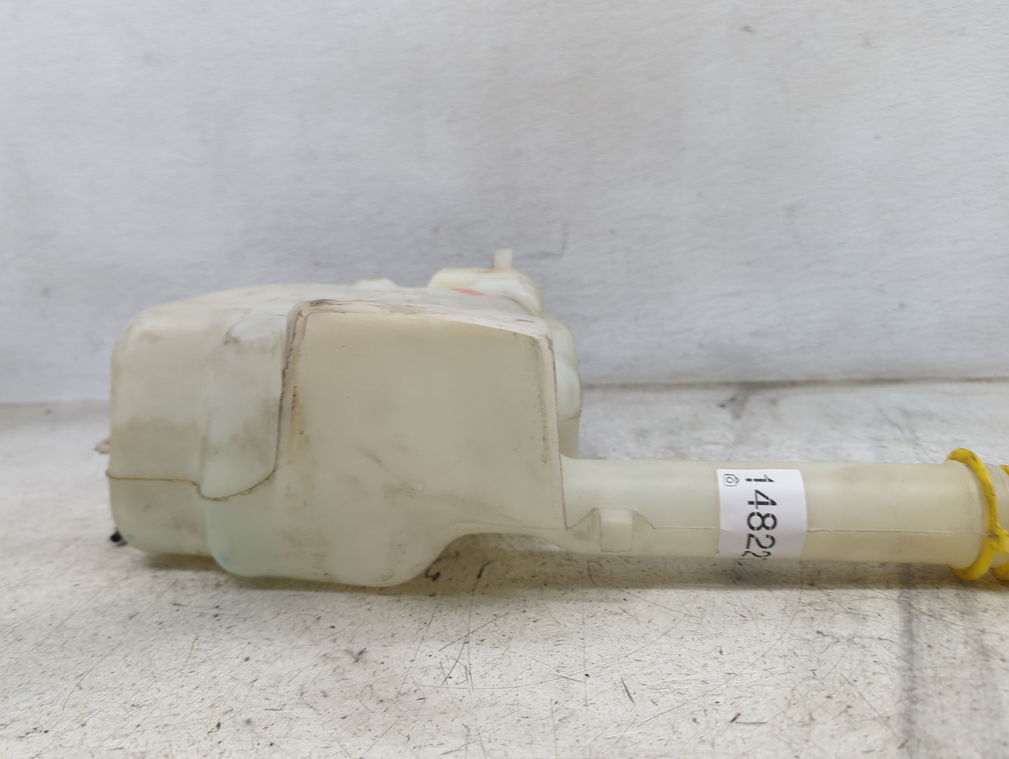2001-2006 Chrysler Sebring Windshield Washer Fluid Reservoir Bottle 1482279 - Oemusedautoparts1.com