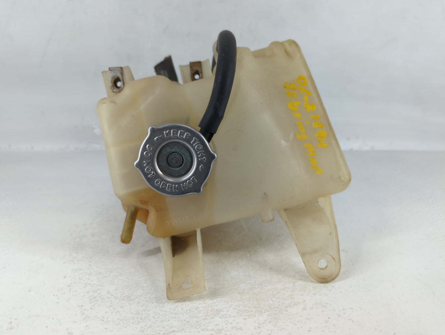 2001-2006 Chrysler Sebring Windshield Washer Fluid Reservoir Bottle Oem - Oemusedautoparts1.com