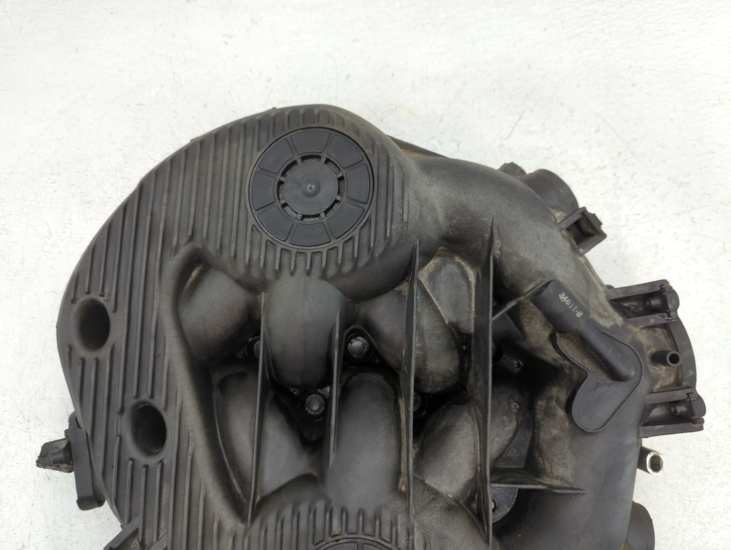 2005-2006 Chrysler Sebring Air Intake Manifold P/N:0611420 Fits Fits 2005 2006 OEM Used Auto Parts - Oemusedautoparts1.com