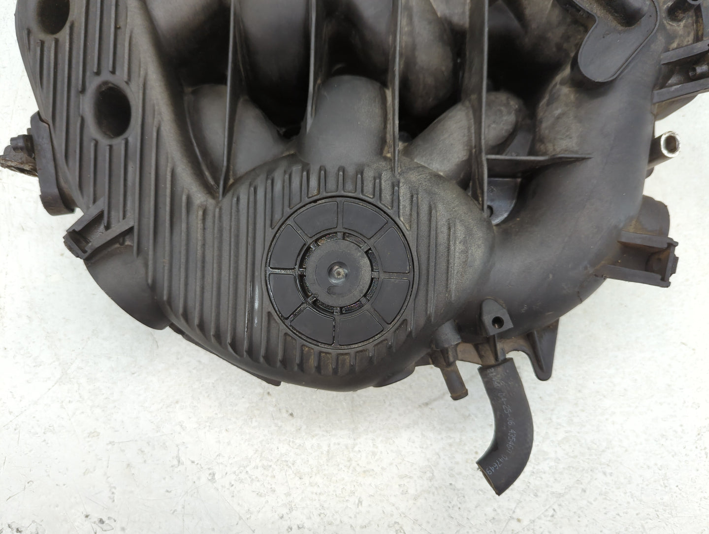 2005-2006 Chrysler Sebring Air Intake Manifold P/N:0611420 Fits Fits 2005 2006 OEM Used Auto Parts - Oemusedautoparts1.com