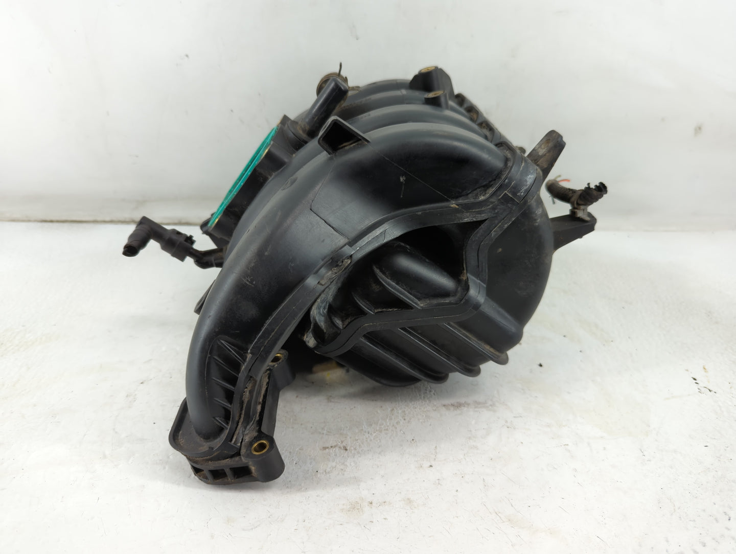 2006 Chrysler Stratus Air Intake Manifold P/N:SP5372 Fits Fits 2003 2004 2005 OEM Used Auto Parts - Oemusedautoparts1.com