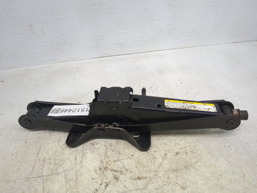 2006 Chrysler Town And Country Spare Scissor Car Jack - Oemusedautoparts1.com