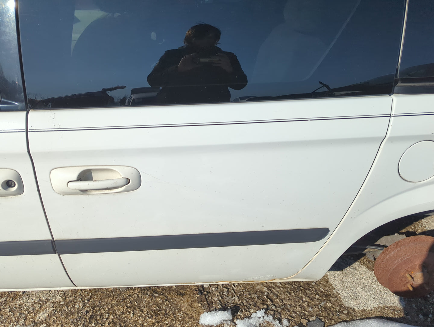 2006 Chrysler Town & Country 3rd Row Back Seat - Oemusedautoparts1.com
