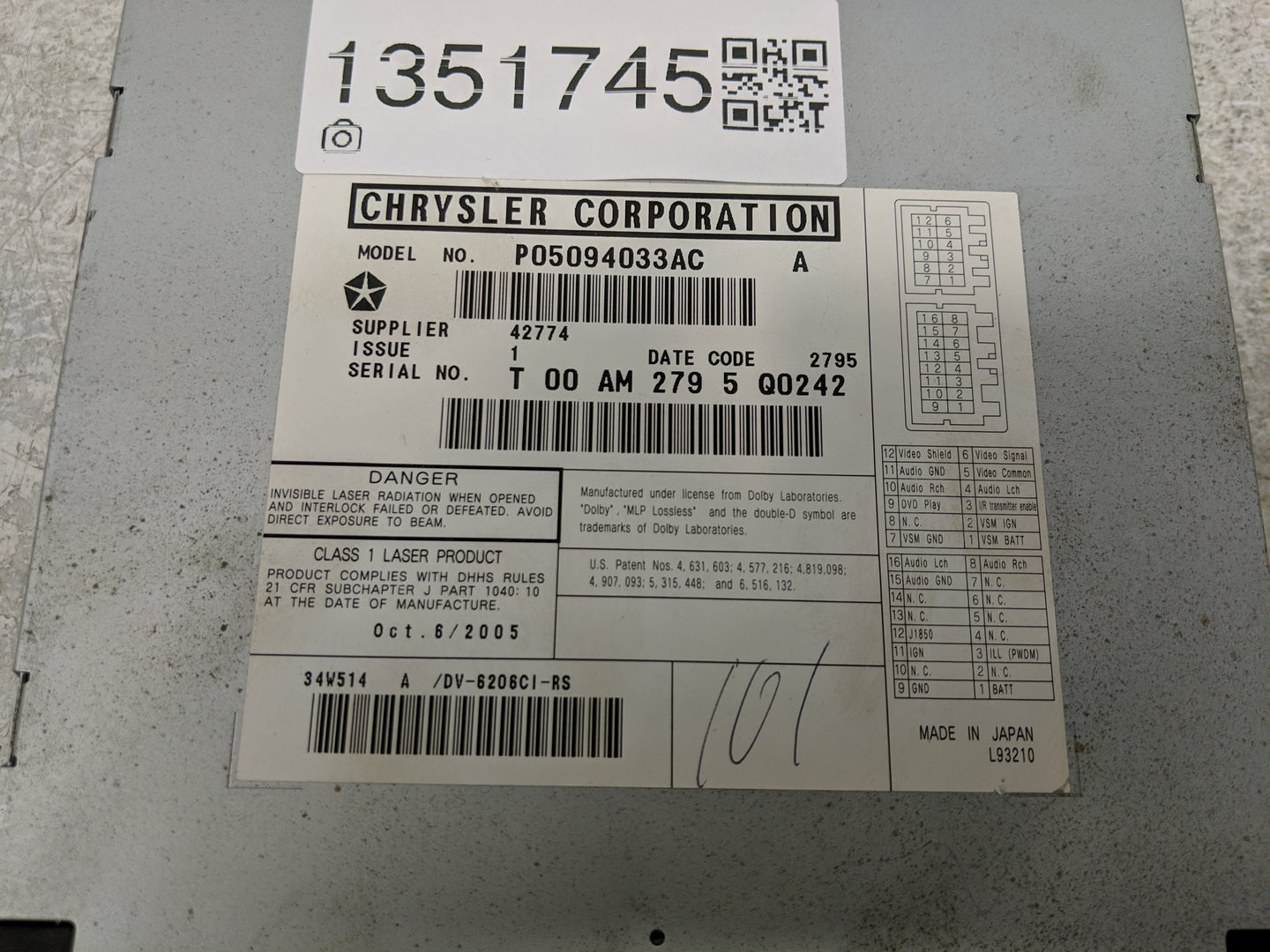 2006 Chrysler Town & Country Radio AM FM Cd Player Receiver Replacement P/N:05094033AC Fits OEM Used Auto Parts - Oemusedaut