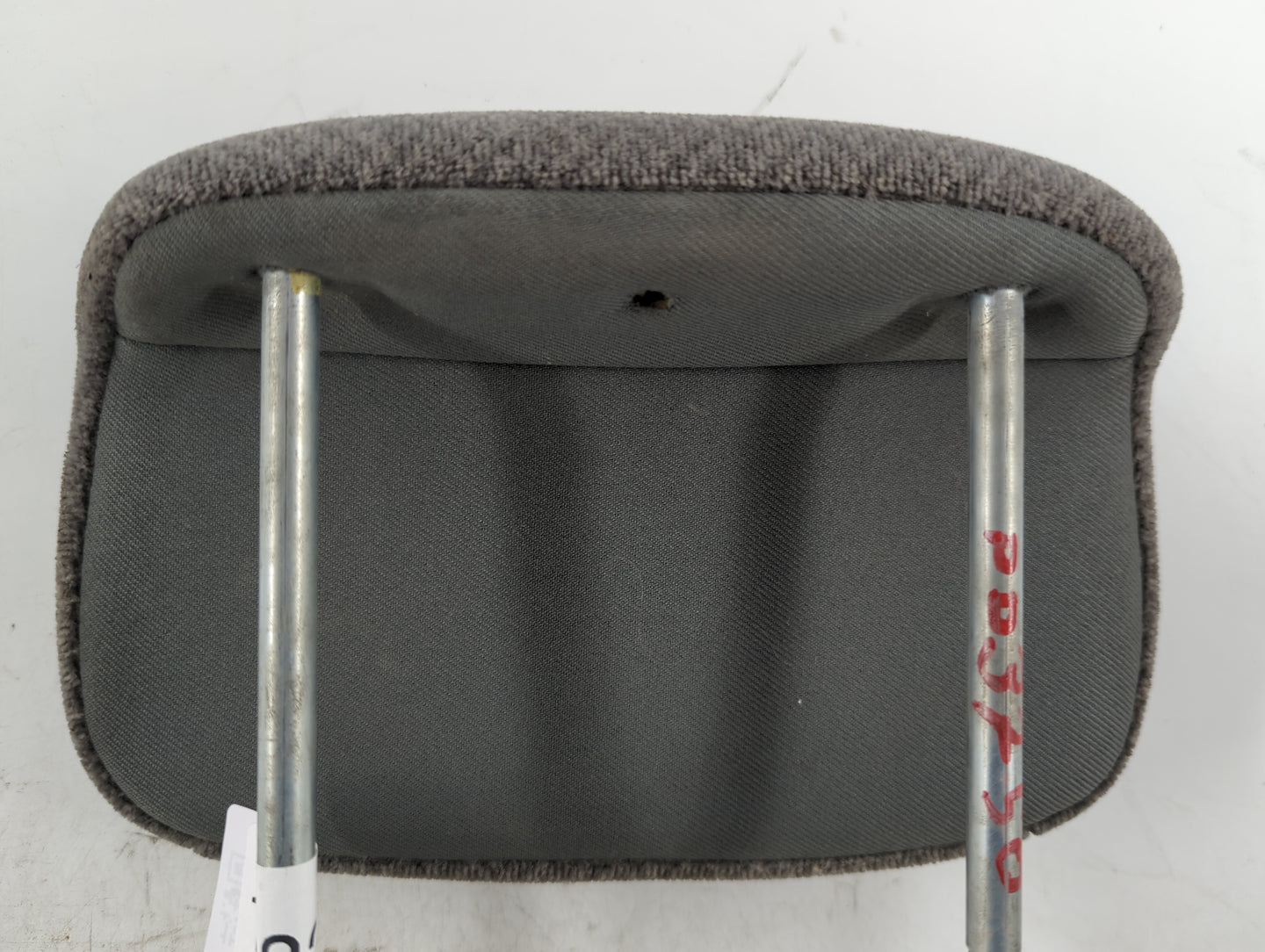 2005-2007 Chrysler Town & Country Headrest Head Rest Front Driver Seat - Oemusedautoparts1.com