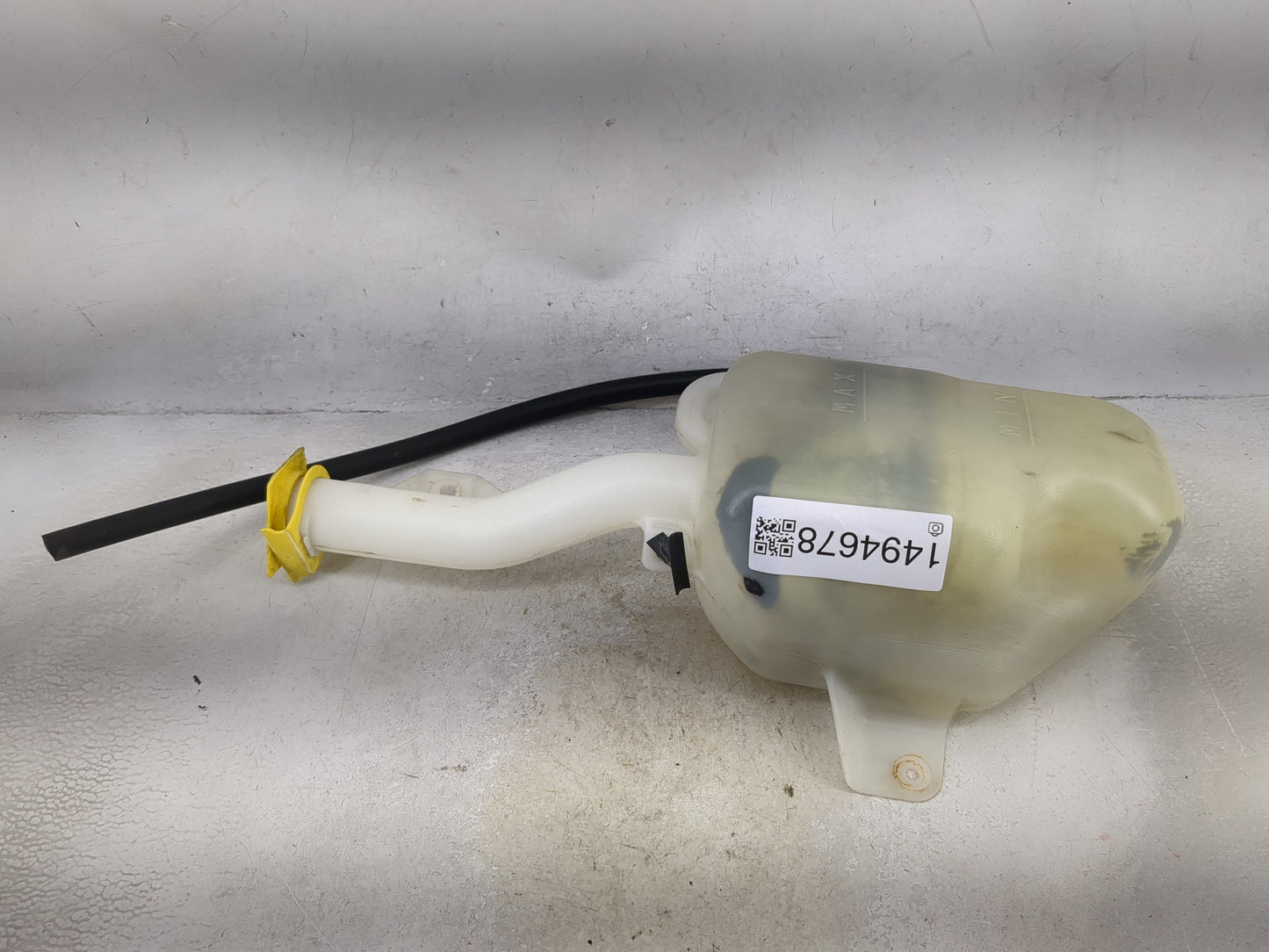 2004 Town & Country Radiator Coolant Overflow Expansion Tank Bottle - Oemusedautoparts1.com