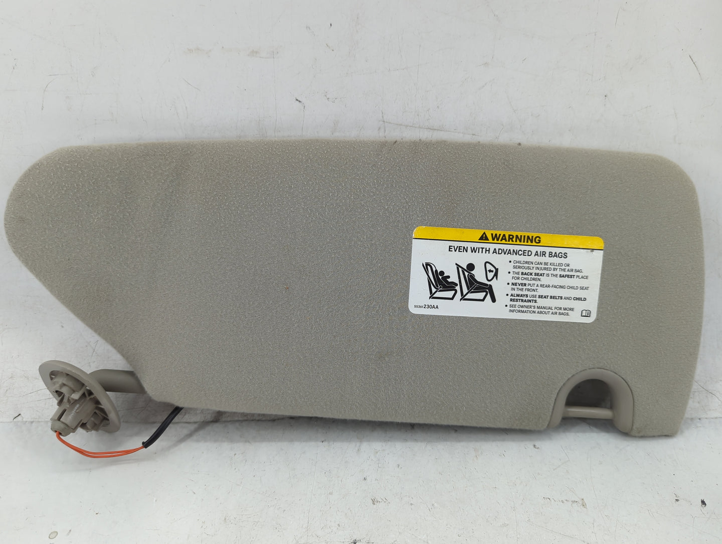 2004-2007 Chrysler Town & Country Sun Visor Shade Replacement Driver Left Mirror Fits Fits 2004 2005 2006 2007 OEM Used Auto