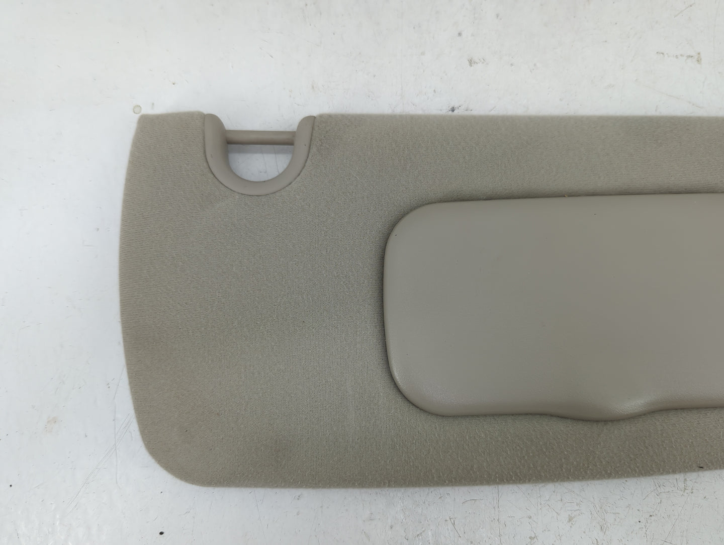 2004-2007 Chrysler Town & Country Sun Visor Shade Replacement Passenger Right Mirror Fits Fits 2004 2005 2006 2007 OEM Used 