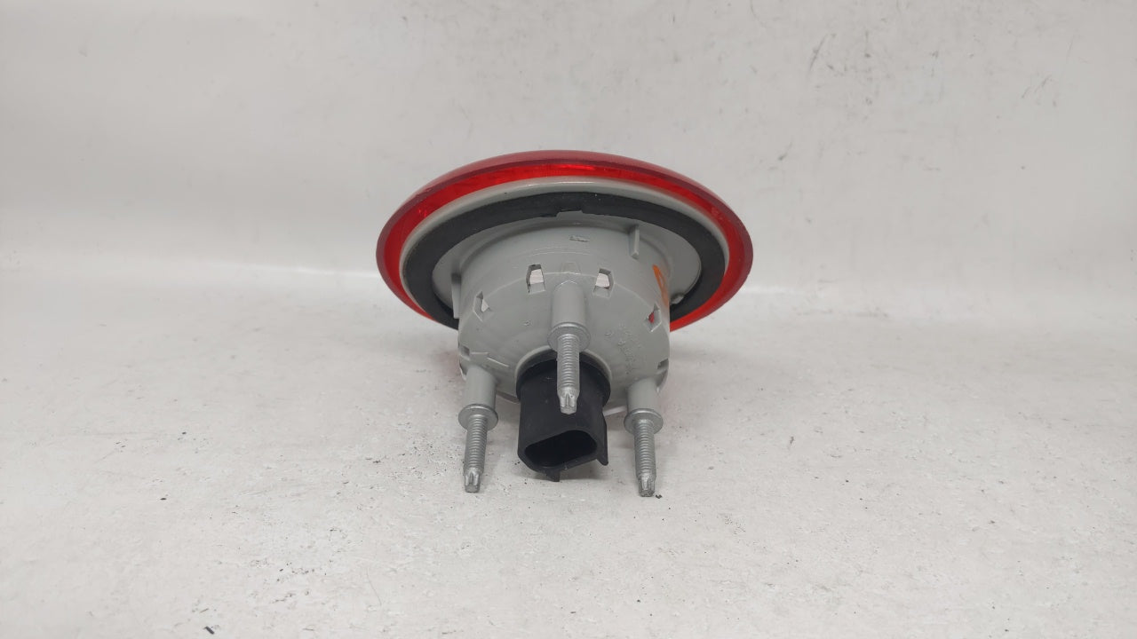 2006-2011 Chevrolet Hhr Tail Light Assembly Driver Left OEM Fits Fits 2006 2007 2008 2009 2010 2011 OEM Used Auto Parts - Oe