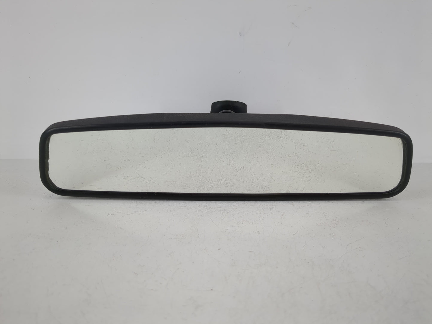 2006 Dodge Caravan Interior Rear View Mirror Replacement OEM P/N:E8011083 Fits OEM Used Auto Parts - Oemusedautoparts1.com