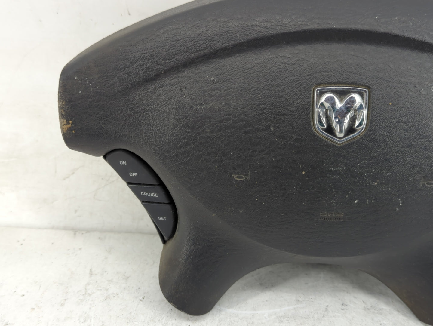 2006-2007 Dodge Caravan Air Bag Driver Left Steering Wheel Mounted P/N:1017003 Fits Fits 2006 2007 OEM Used Auto Parts - Oem