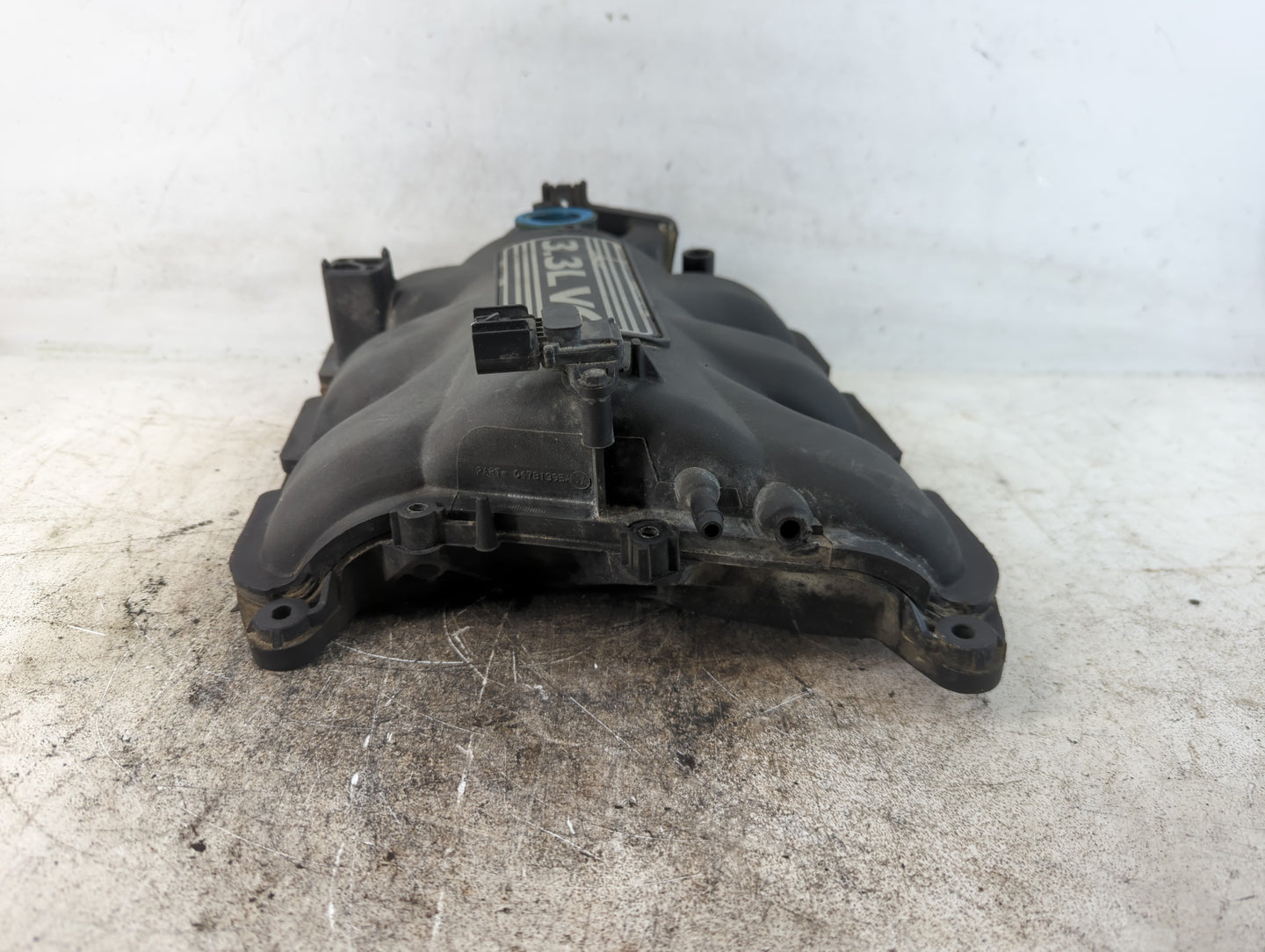 2006 Dodge Caravan Driver Left Cylinder Head Valve Cover Fits OEM Used Auto Parts - Oemusedautoparts1.com