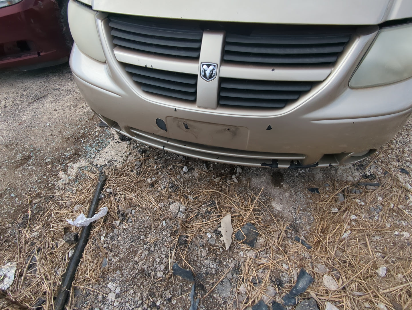 2005-2007 Dodge Caravan Front Bumper - Oem - Oemusedautoparts1.com