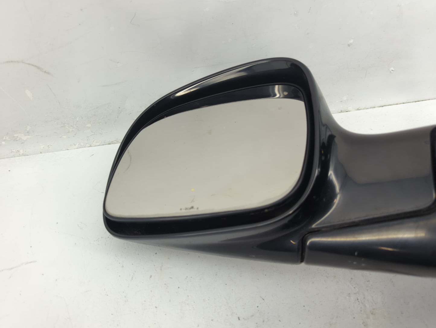 2001-2007 Dodge Caravan Driver Side View Mirror - Left Door Mirror OEM Used - Oemusedautoparts1.com