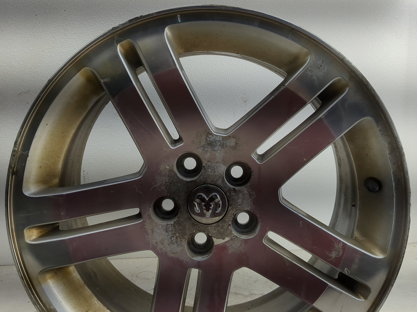 2006-2007 Dodge Charger Oem Wheel Rim - Oemusedautoparts1.com