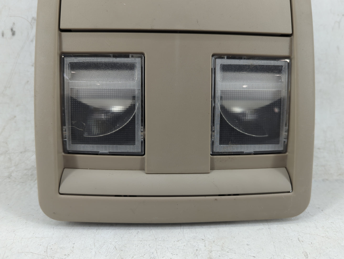 2006-2007 Dodge Charger Overhead Roof Console 1408478 - Oemusedautoparts1.com