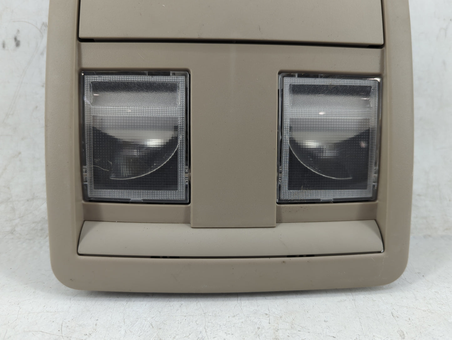 2006-2007 Dodge Charger Overhead Roof Console 1408478 - Oemusedautoparts1.com