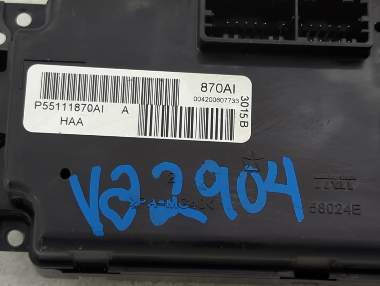 2006-2007 Dodge Charger Climate Control Module Temperature AC/Heater Replacement P/N:55111870AI Fits Fits 2005 2006 2007 OEM