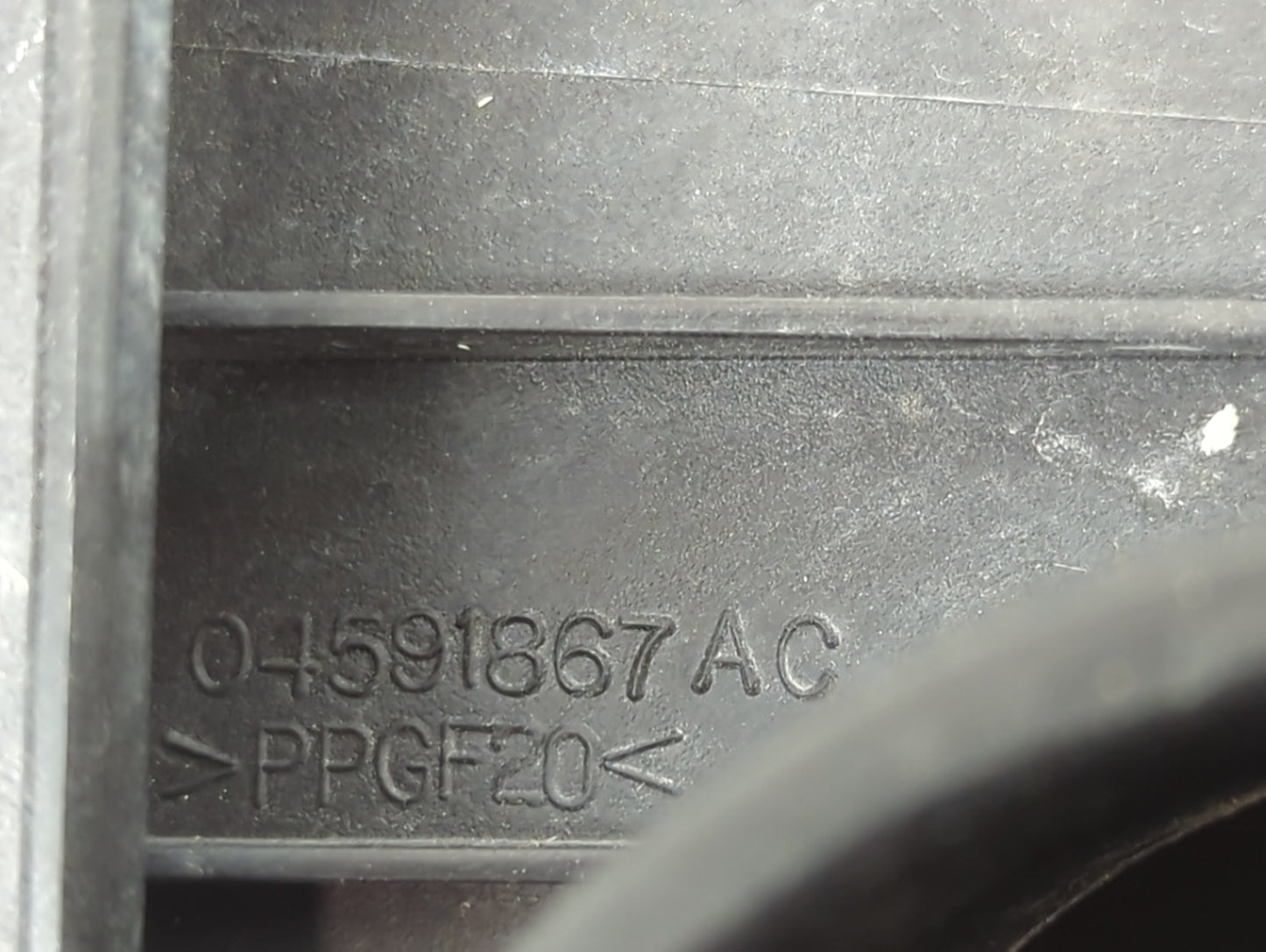 2006-2010 Dodge Charger Air Cleaner Intake-duct Hose Tube - Oemusedautoparts1.com