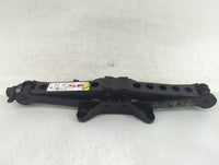 2006 Dodge Charger Spare Scissor Car Jack - Oemusedautoparts1.com