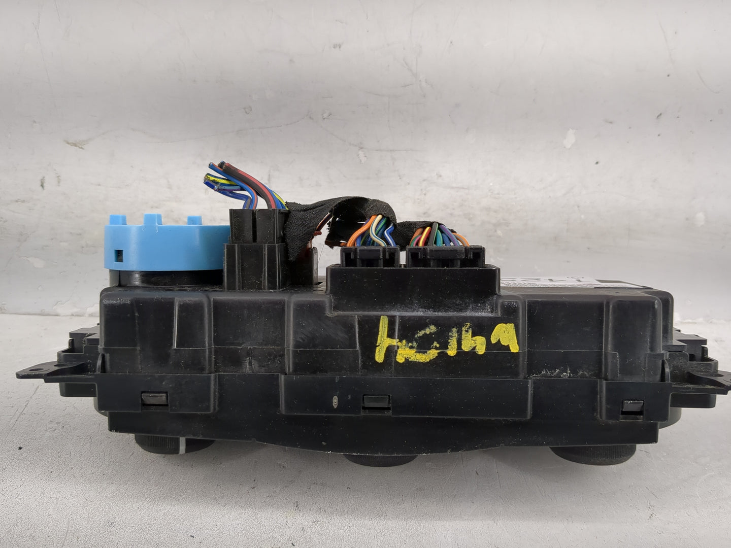 2006-2007 Dodge Charger Climate Control Module Temperature AC/Heater Replacement P/N:P55111870AJ Fits Fits 2005 2006 2007 OE