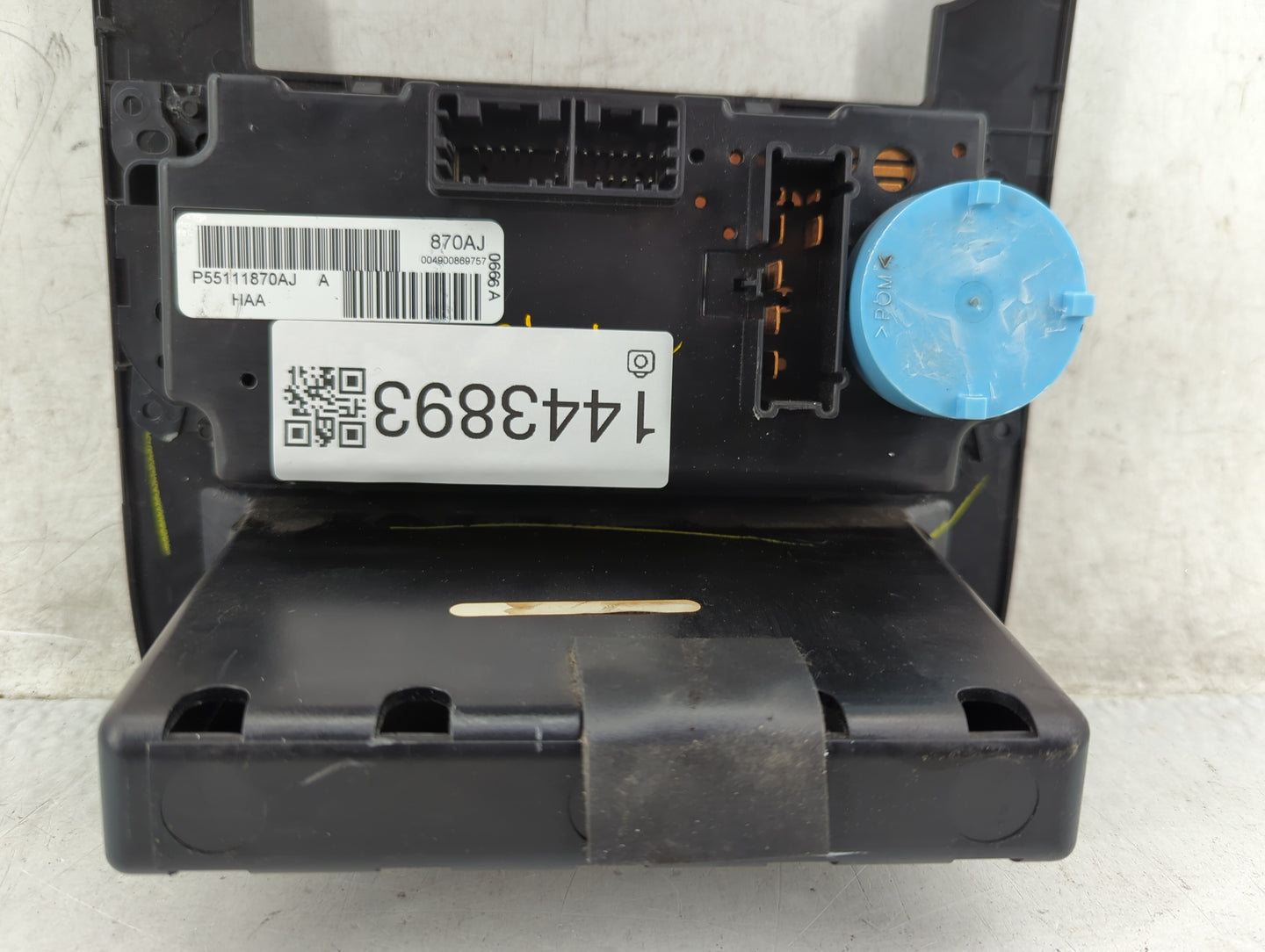 2006-2007 Dodge Charger Climate Control Module Temperature AC/Heater Replacement P/N:P55111870AJ Fits Fits 2005 2006 2007 OE