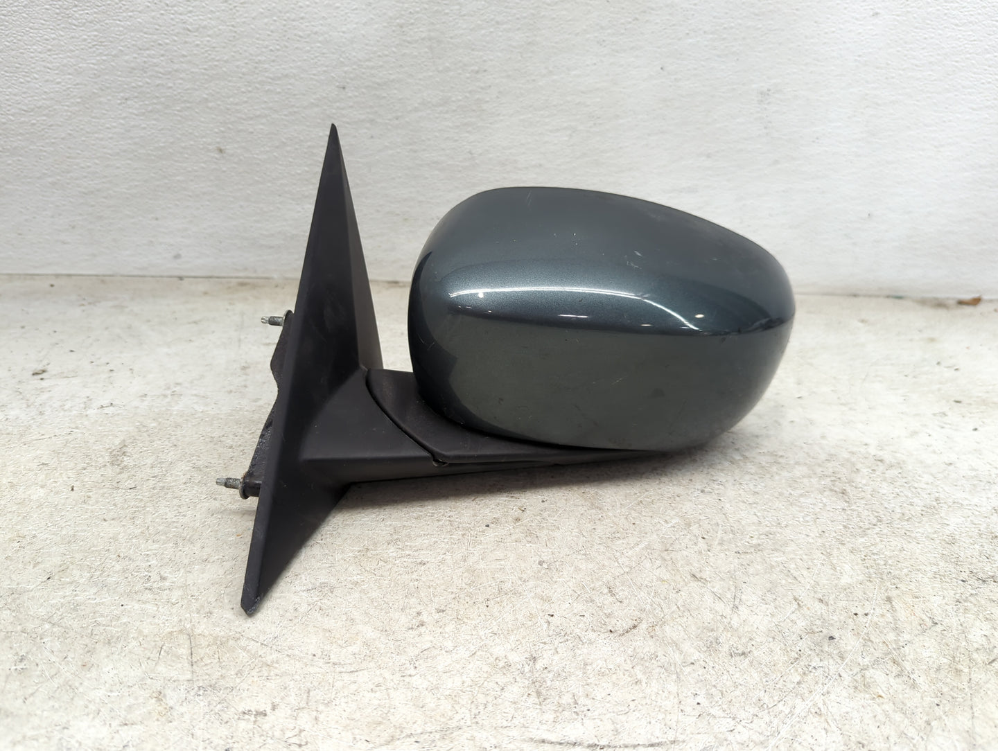 2006-2010 Dodge Charger Driver Side View Mirror - Left Door Mirror OEM Used - Oemusedautoparts1.com