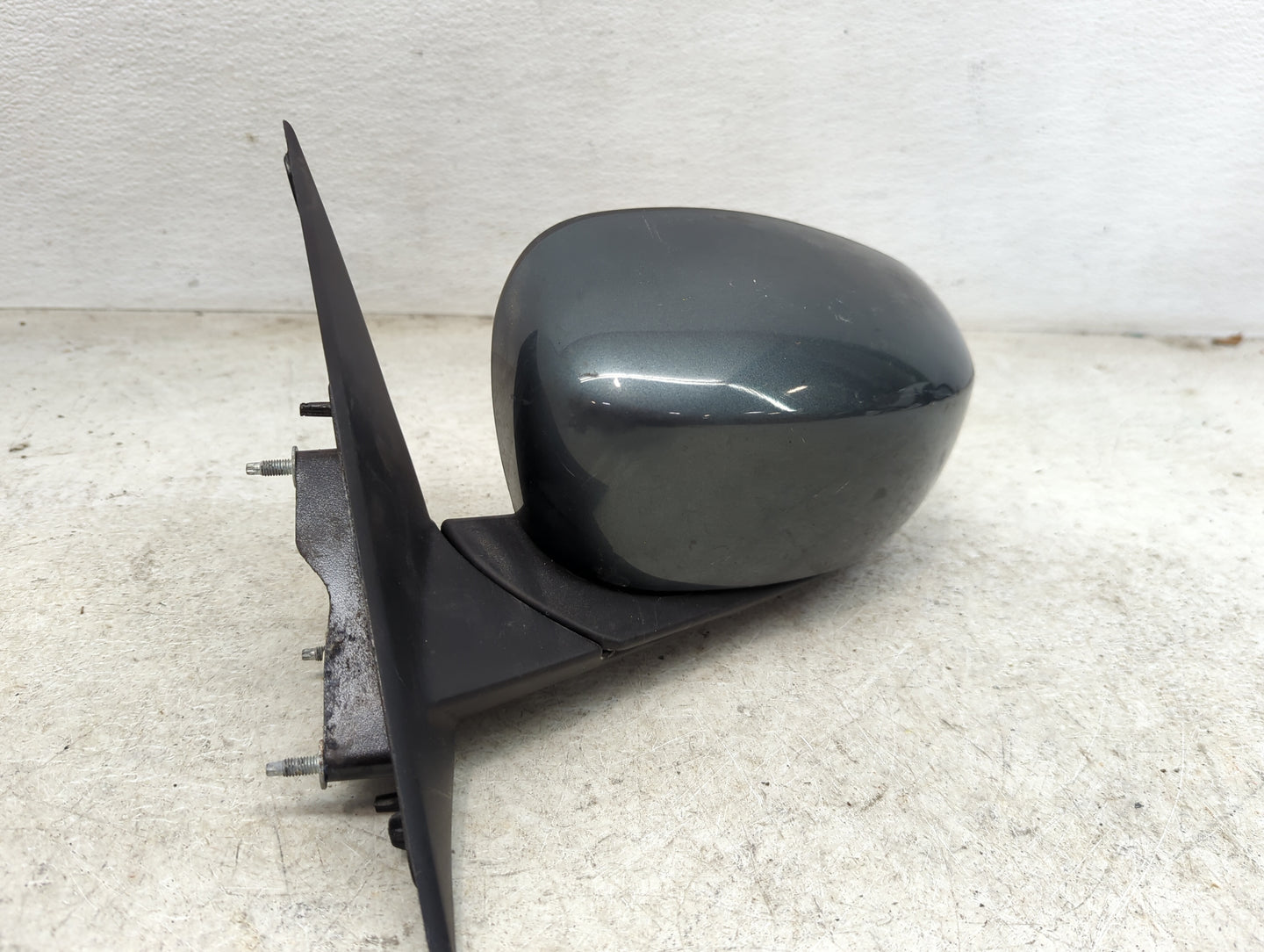 2006-2010 Dodge Charger Driver Side View Mirror - Left Door Mirror OEM Used - Oemusedautoparts1.com