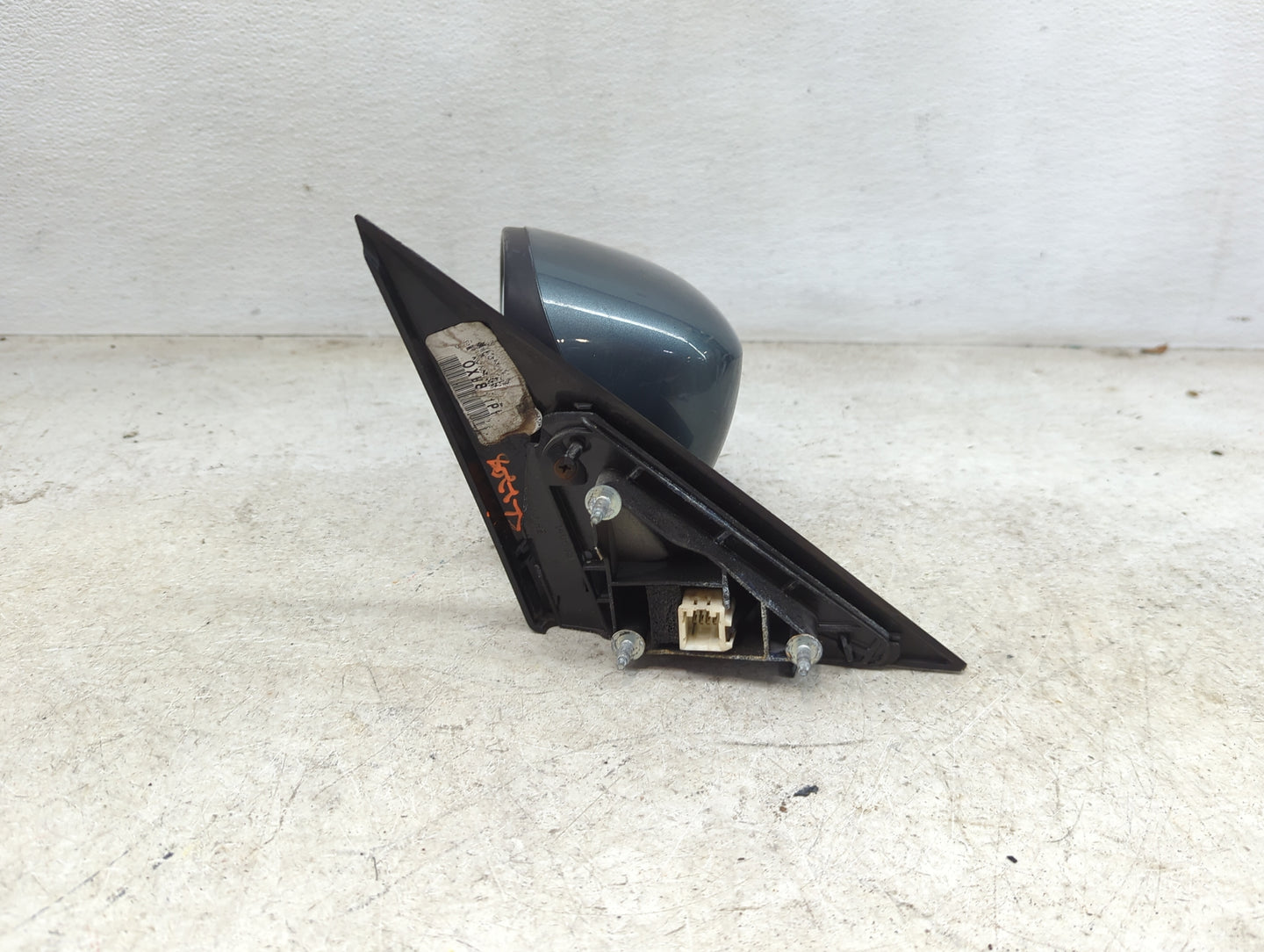 2006-2010 Dodge Charger Driver Side View Mirror - Left Door Mirror OEM Used - Oemusedautoparts1.com