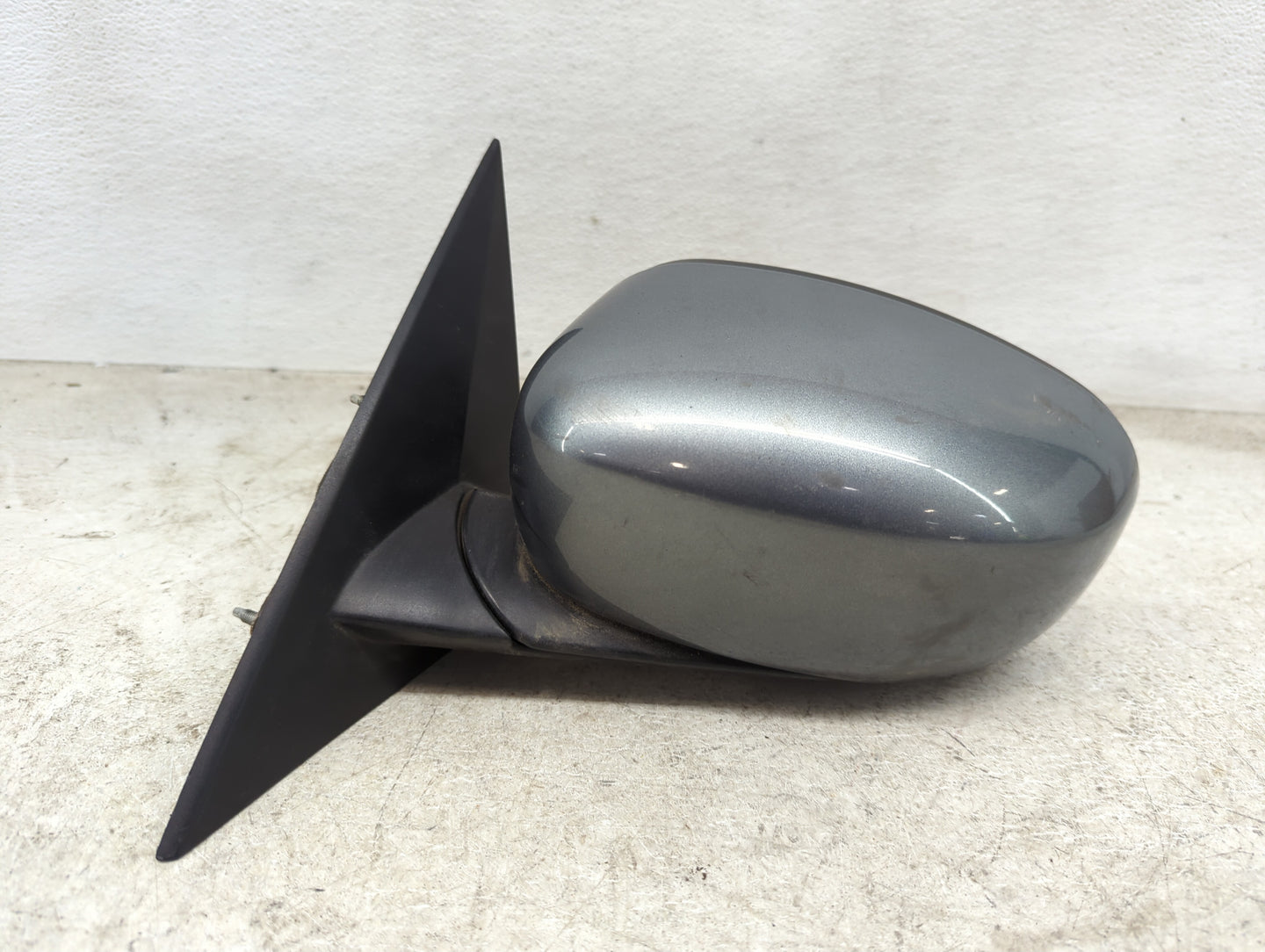 2006-2010 Dodge Charger Driver Side View Mirror - Left Door Mirror OEM Used - Oemusedautoparts1.com