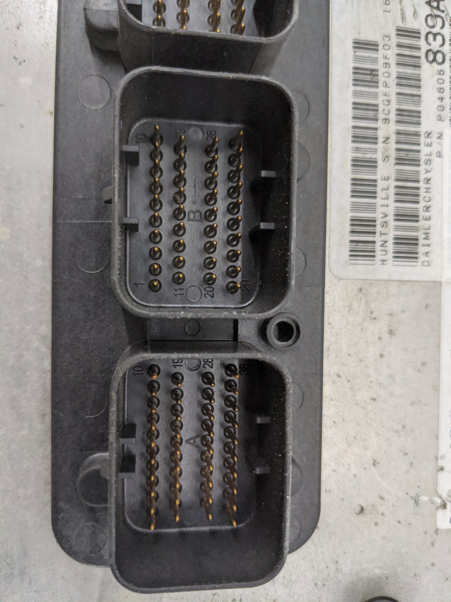 2006 Dodge Charger PCM Engine Control Computer ECU ECM PCU OEM P/N:P04606839AD 05094680AH Fits OEM Used Auto Parts - Oemused