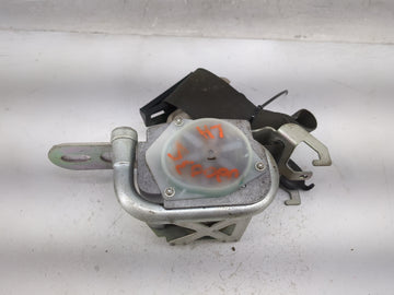 2006-2007 Dodge Charger Drvier Front Seatbelt Retractor 1498126