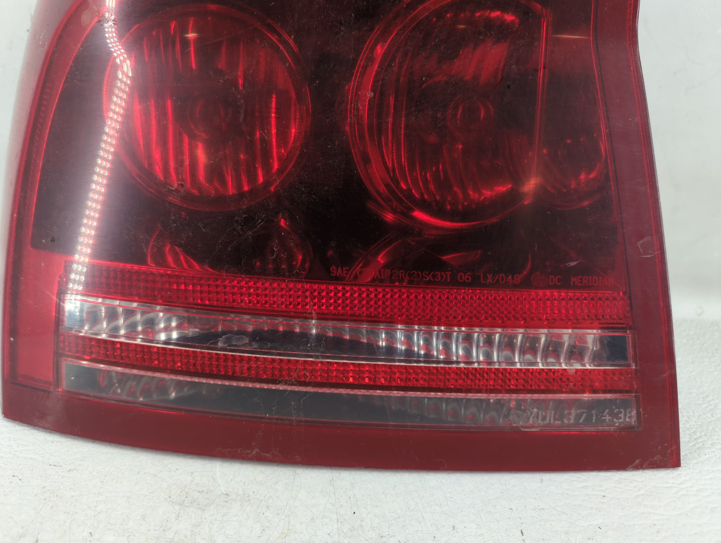 2006-2008 Dodge Charger Tail Light Assembly Driver Left OEM P/N:58622 E Fits Fits 2006 2007 2008 OEM Used Auto Parts - Oemus