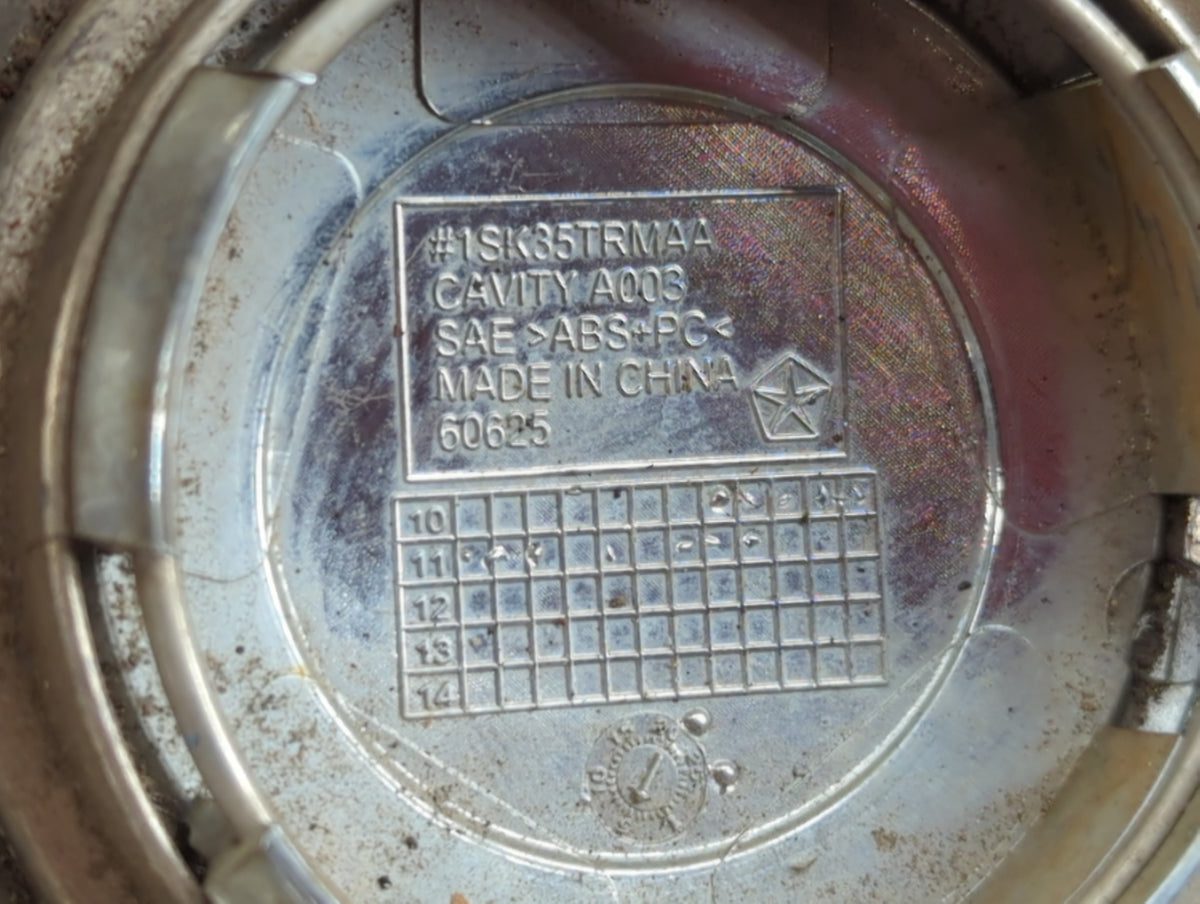 2006 Dodge Charger Rim Wheel Center Cap 700490 - Oemusedautoparts1.com